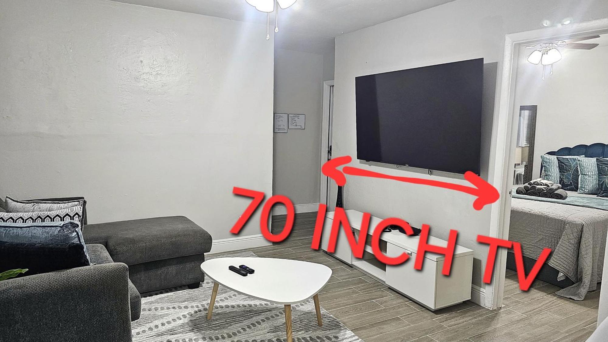 Big Tv Apartment 5 Miles From Hard Rock Casino Hollywood Zewnętrze zdjęcie